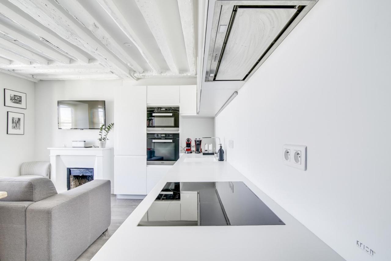 Luxury, Cosy & Quiet 1 Bedroom Apt, St-germain-des-pres Paris